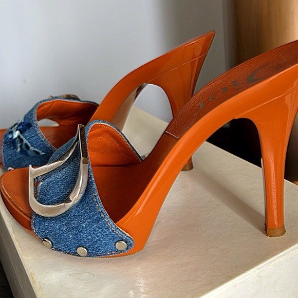 Dior Women's Sandals in Orange and Blue - Picture 5 of 16